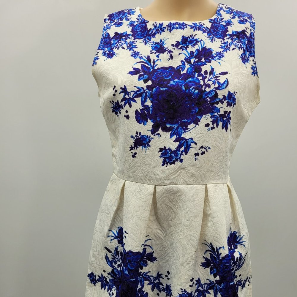 Oasap Women's White and royal Blue Floral Print